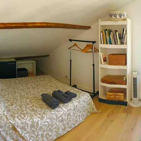 Le Petit Erromardie Apartmán *