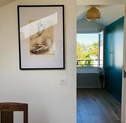 Le Petit Erromardie Apartment